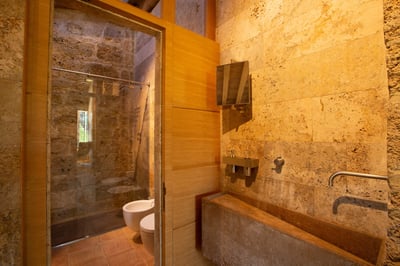 Luxury Villa Photo #40