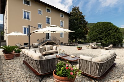 Luxury Villa Photo #9