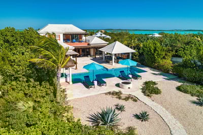 Luxury Villa Photo #3