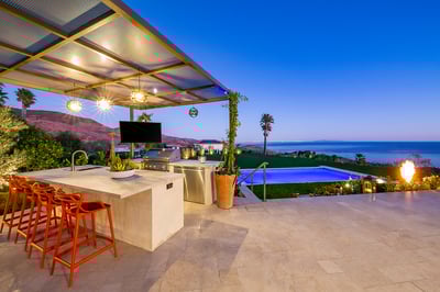 Luxury Villa Photo #16