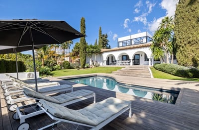 Luxury Villa Photo #2