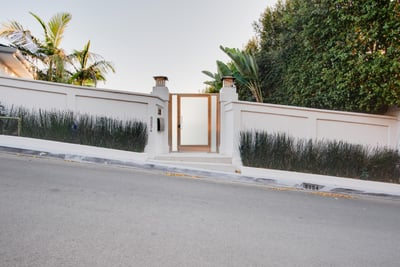 Luxury Villa Photo #26