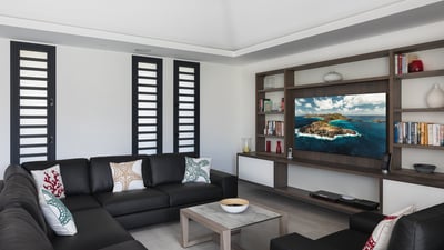 Living Area: Lounge area opening onto the terrace. Air conditioning, ceiling Fan, WiFi (Fiber Optic)