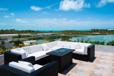 Luxury Villa Photo #17