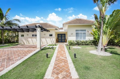 Luxury Villa Photo #38