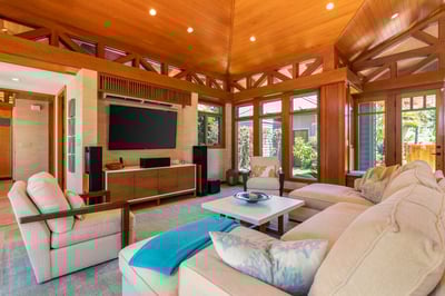 Luxury Villa Photo #10