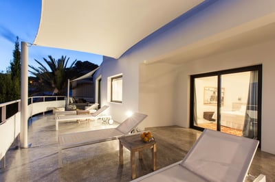 Luxury Villa Photo #13