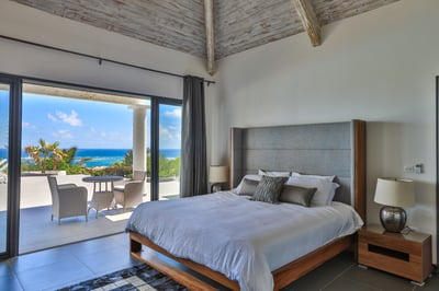 Luxury Villa Photo #39