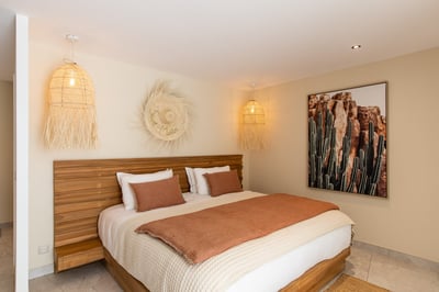 Luxury Villa Photo #52