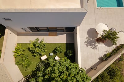 Luxury Villa Photo #25