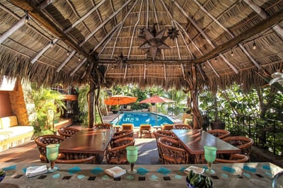 Luxury Villa Photo #5