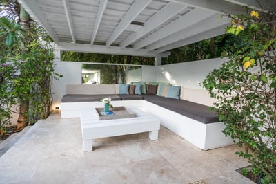 Luxury Villa Photo #17