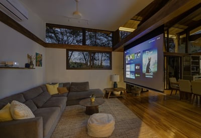 Luxury Villa Photo #16