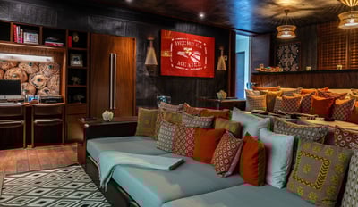 Luxury Villa Photo #18