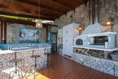 Luxury Villa Photo #8