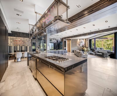 Luxury Villa Photo #23