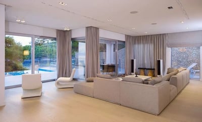 Luxury Villa Photo #11