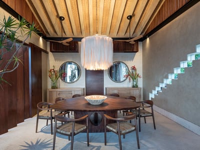Luxury Villa Photo #18