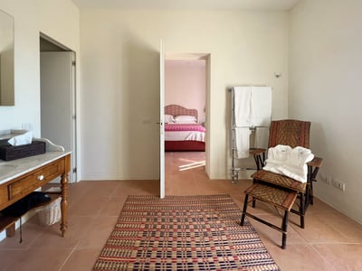 Luxury Villa Photo #41