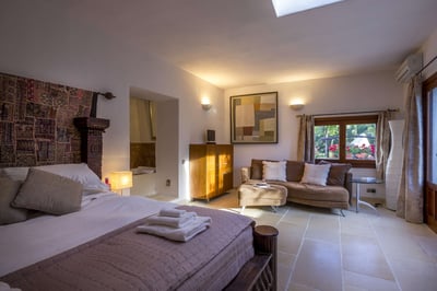 Luxury Villa Photo #21