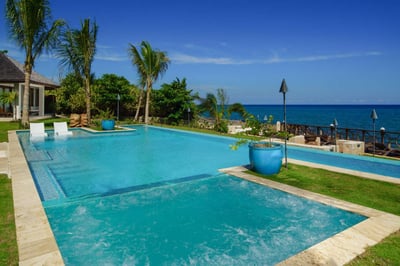 Luxury Villa Photo #4