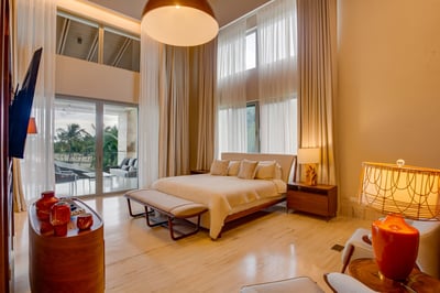 Luxury Villa Photo #51