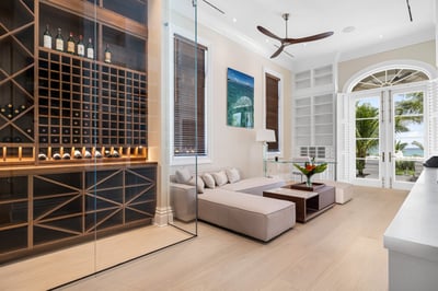 Luxury Villa Photo #41