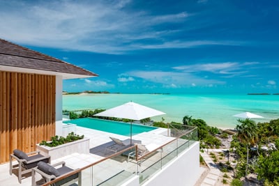 Luxury Villa Photo #4