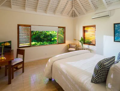 Luxury Villa Photo #10