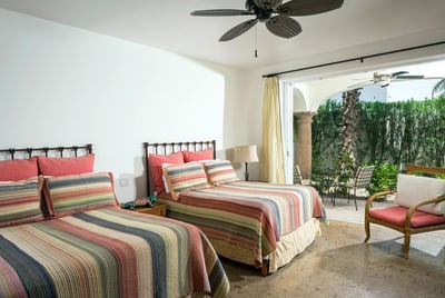 Luxury Villa Photo #18