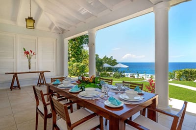 Luxury Villa Photo #8