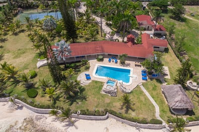 Ocho Rios,Seven Seas