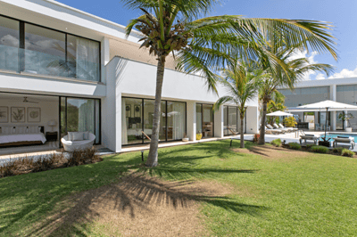 Luxury Villa Photo #10
