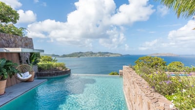 Luxury Villa Photo #6