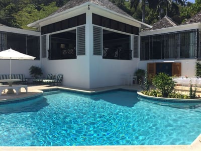 Luxury Villa Photo #4