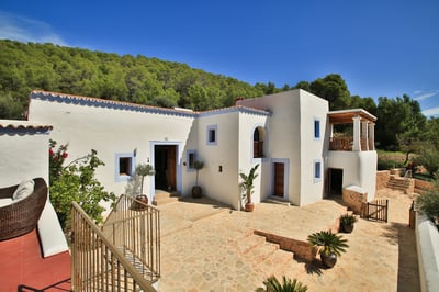 Luxury Villa Photo #7