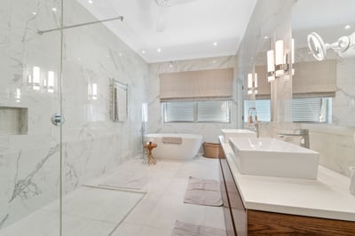 Luxury Villa Photo #25