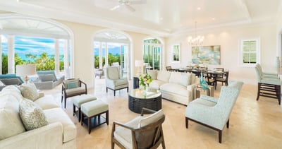 Luxury Villa Photo #6