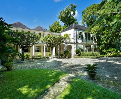 Luxury Villa Photo #24