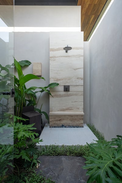 Luxury Villa Photo #38