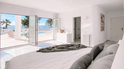 Luxury Villa Photo #41