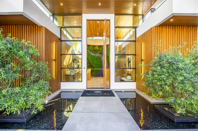 Luxury Villa Photo #19