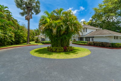 Luxury Villa Photo #44