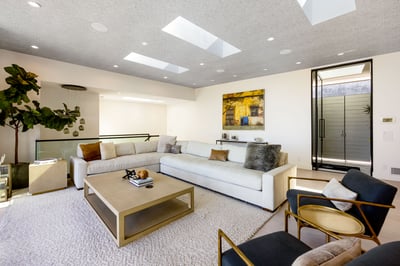 Luxury Villa Photo #21