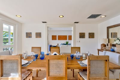 Luxury Villa Photo #19