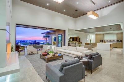 Luxury Villa Photo #22