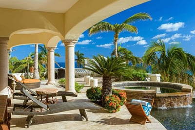 Luxury Villa Photo #12