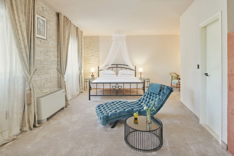 Villa Supetrus Palace