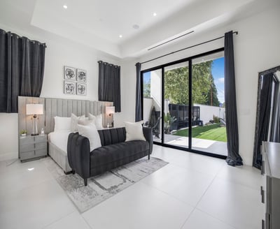 Luxury Villa Photo #39
