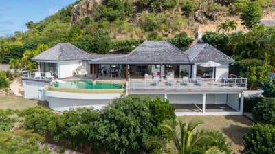 Luxury Villa Photo #26